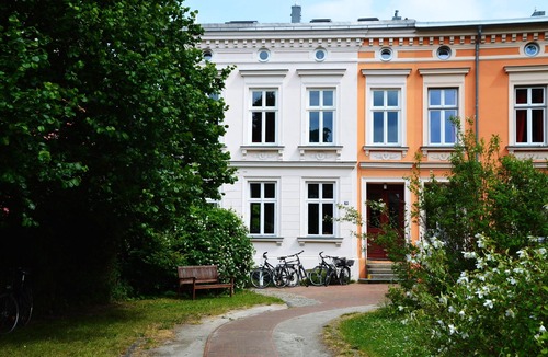 Steintor-Vorstadt Apartment | Spacious apartment centrally and quietly