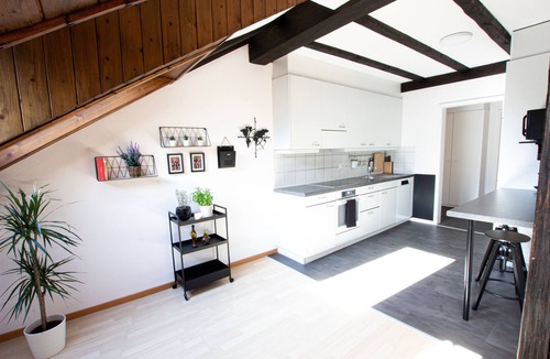 Lorraine Apartment | Spacious Apartment: comfortable and central