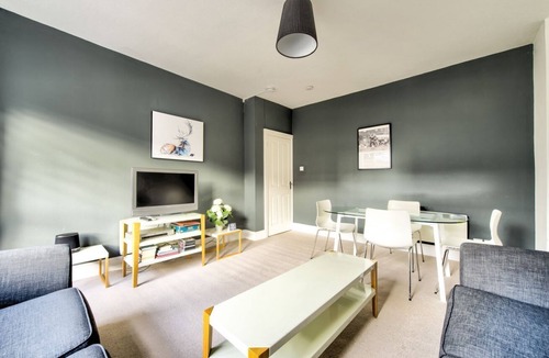 New Town Apartment | Spacious Apartment in Edinburgh's City Centre