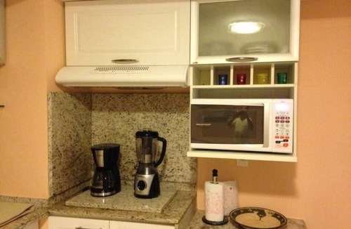 Ponta Negra Apartment | Spacious apartment in Ponta Negra, 30m from the beach, balcony, oceanfront view.