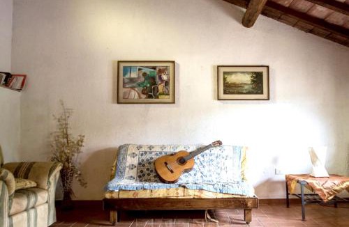 Massa Marittima Apartment | Spacious Apartment in Massa Marittima with Shared Pool
