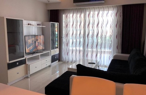 Seki Apartment | Spacious apartment near the beach