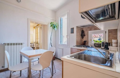 Dorsoduro Apartment | Spacious apartment near the Gallerie dell'Accademia in the heart of Venice