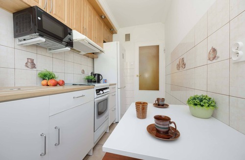 Saska Kepa Apartment | Spacious Apartment on Saska Kepa | Balcony | 2 Bedrooms