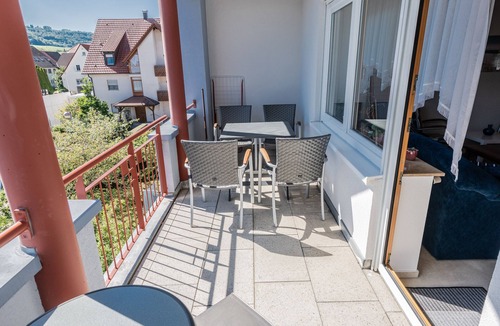 Westhausen Apartment | Spacious apartment with large south-facing balcony