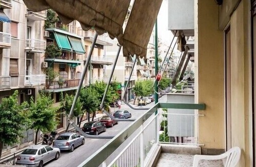 Platia Viktorias Apartment | Spacious apartment with 3 bedrooms