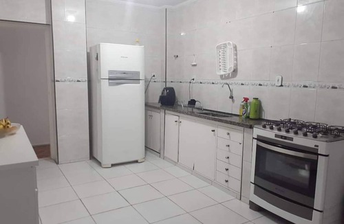 Boqueirao Apartment | Spacious apartment with ocean view, Santos-SP