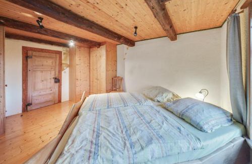 Hohnebostel House | Spacious Apartment with Garden