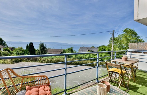 Publier Apartment | Spacious apartment with pool, balcony, parking and wifi in Publier