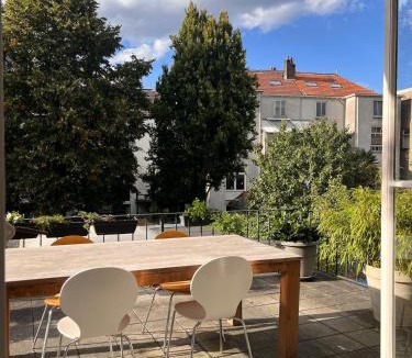 Arnhem Apartment | Spacious apartment with roof terrace and balcony