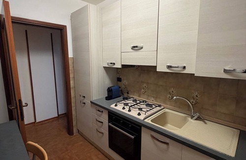 Pisa Apartment | Spacious apartment with terrace, free parking