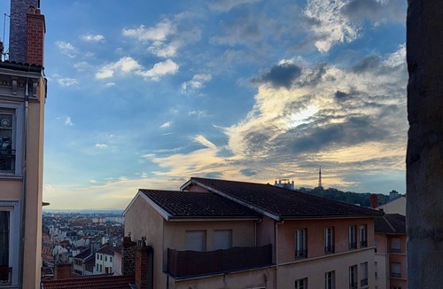 Griffon - Royale Apartment | Spacious apartment with view, nestled in the heart of the Croix-Rousse slopes.