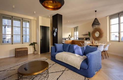Downtown Angers Apartment | Spacious appartment in the heart of Angers - 6 PAX