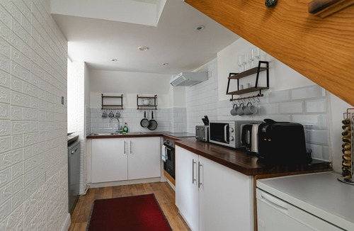 Bloomsbury Apartment | Spacious APT with Garden in Central London near Kings Cross