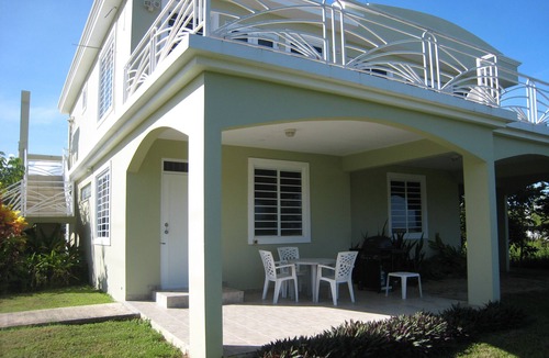 Arenales Bajos Apartment | Spacious, attractively decorated 2 BR 1bath gated Apt, 4 Mins to Jobos Beach