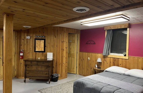 Greenfield House | Spacious Basement Suite