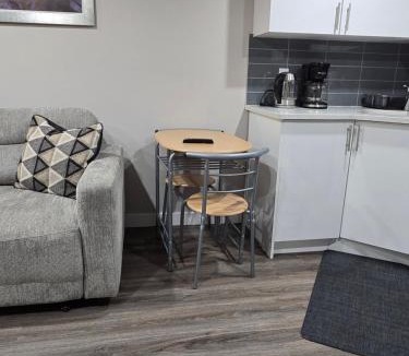 Sage Hill Apartment | Spacious Basement Suite NW Calgary- 1bedroom, 1Sofabed 4 guest maximum