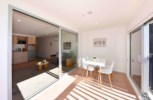 Christchurch City Centre Villa | Spacious Bath Street Two Bedroom Retreat