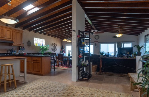 La Joya House | Spacious Beachfront House in Baja Malibu ~ Great location - Lots of amenities!