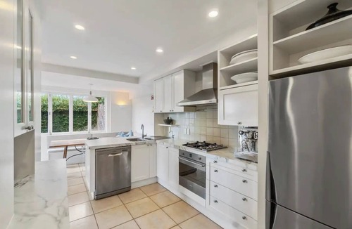 Parnell Villa | Spacious & beautifully appointed Parnell Villa with amazing city views
