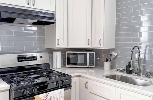 West New Haven Apartment | Spacious Bohemian Nook