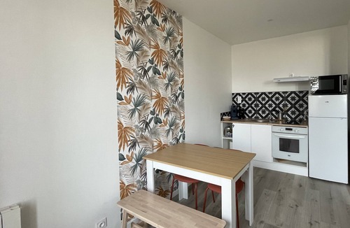Cherbourg-en-Cotentin Apartment | Spacious, bright apartment close to town center.