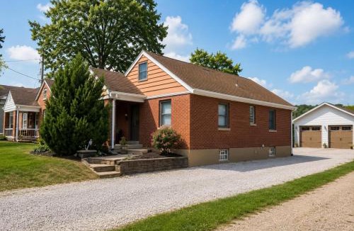 Milford House | Spacious Brick Home - Sleeps 8 - Near Downtown