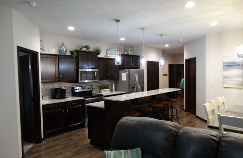 Spirit Lake Cabin | Spacious Bridges Bay Poolside Getaway Cabin #220