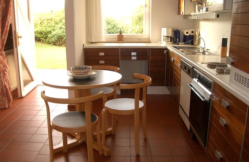 Colmdorf Apartment | Spacious, bright 2-room apartment with terrace and landscaped garden