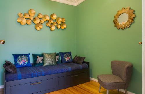 Santos Apartment | Spacious, Bright and Newly Renovated 2 Bedroom Apartment, Lisbon Historical Center, Madragoa