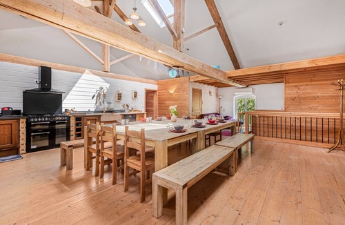 Beaujeu House | Spacious, Bright and Welcoming Gîte with Mountain View, Private Terrace and Air Conditioning
