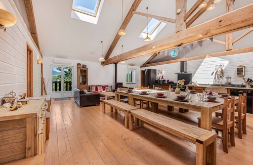 Beaujeu House | Spacious, Bright and Welcoming Gîte with Mountain View, Private Terrace and Air Conditioning
