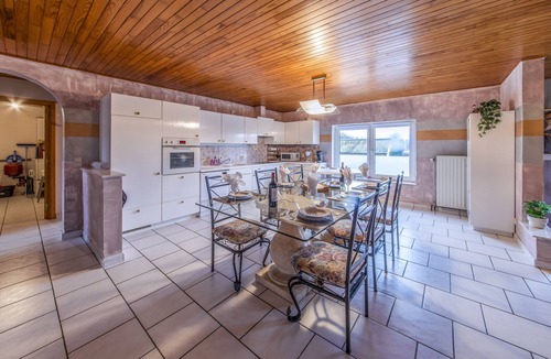 Chiny Apartment | Spacious, bright apartment with open spaces (3 épis self-catering cottage)