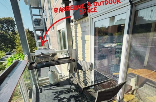 North End Condo | SPACIOUS & BRIGHT NORTH END CONDO - TURN KEY | PET FRIENDLY | BUSINESS READY