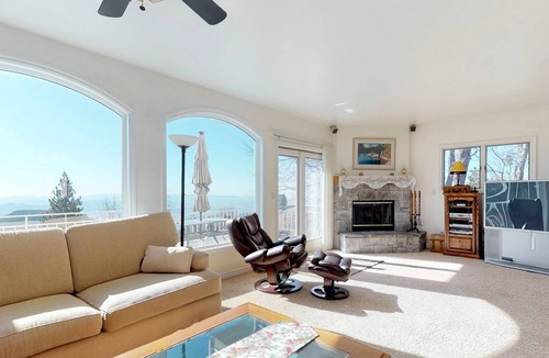 Running Springs House | Spacious & bright home with large deck, wood fireplace, and panoramic views