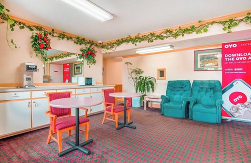 Durham Hotel | Spacious & Budget-Friendly Room w/Free Parking Near Trails & Parks