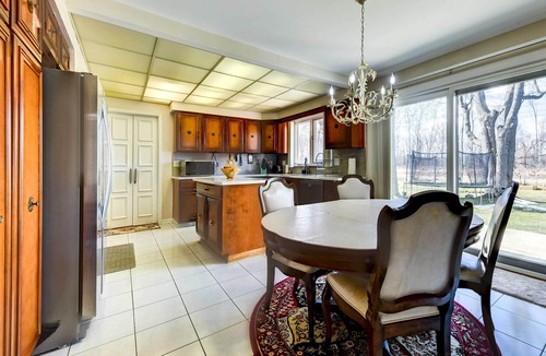 Williamsville House | Spacious Buffalo Brick Home w/Backyard!
