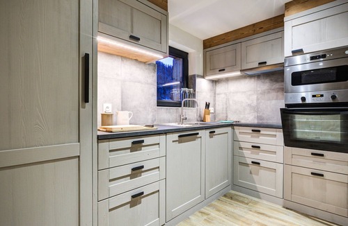 Plagne 1800 Ski Chalet | Spacious chalet in resort center, 10 people, pets allowed