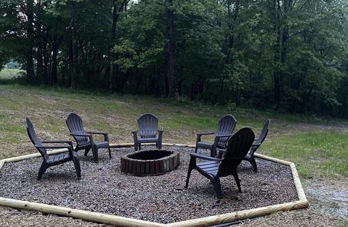 McArthur Cabin | Spacious Cabin in Hocking Hills close to Caves.HotTub,Grill & 66 Acres of Hiking