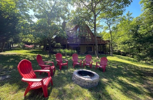 Berkeley Springs House | Spacious Cabin Right Next to Cacapon State Park