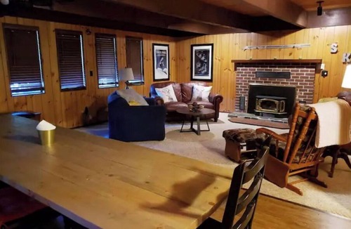 Packwood House | Spacious cabin with hot tub, close to Mt. Rainer