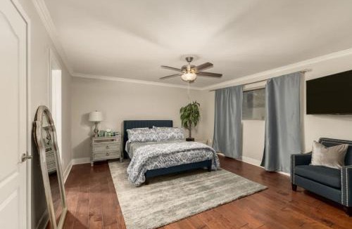 Paradise Highlands Estates House | Spacious Camelback View Home with Pool & Firepit