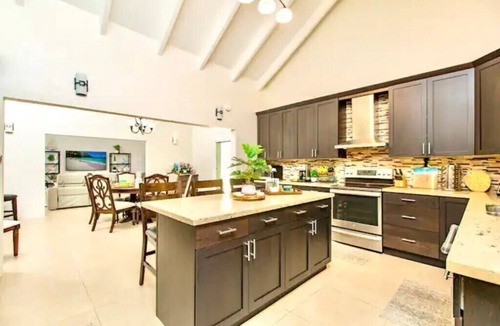 Christiansted Villa | Spacious Caribbean Paradise sleeps 12 St. Croix USVI