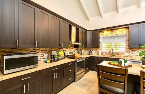Christiansted Villa | Spacious Caribbean Paradise sleeps 12 St. Croix USVI