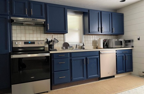 West Kill Cabin | Spacious Catskills Cabin w/Stream Near Hiking, Biking & Skiing