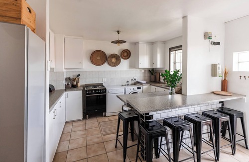 Stellenbosch Central Apartment | Spacious Central Apartment