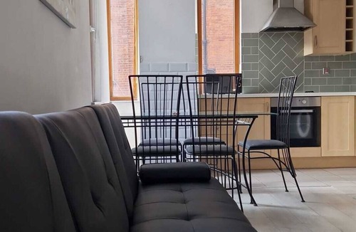 Northern Quarter Apartment | Spacious central acccommodation in the Heart Of Manchester City Centre.