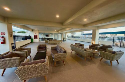 Hermosillo Apartment | Spacious Central Apartment, Pool & Gym, Group Friendly