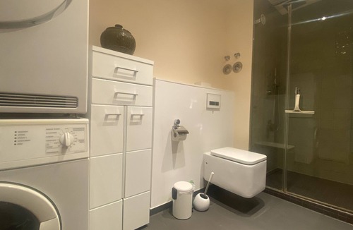 Altstadt-Nord Apartment | Spacious, central yet quiet luxury apartment