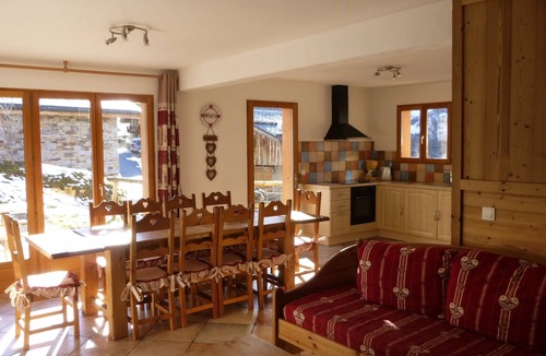 Saint-Martin-de-Belleville Ski Chalet | Spacious chalet 150m from the slopes of St Martin/3 vallées, ideal for families and friends